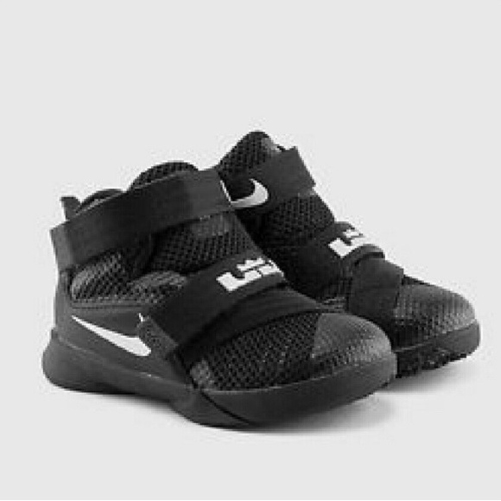 Nike LeBron Soldier 9 Basketball Shoes Kids 7C Black 776473-001 Straps